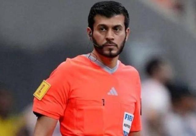 游戏模拟器APP下载-阿联酋裁判组执法中印战 曾主吹中新战罚下李源一