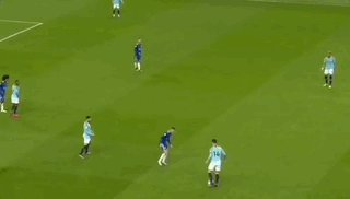 开云棋牌-麦迪逊当年没堵孔帕尼射门，克洛普记仇到现在…